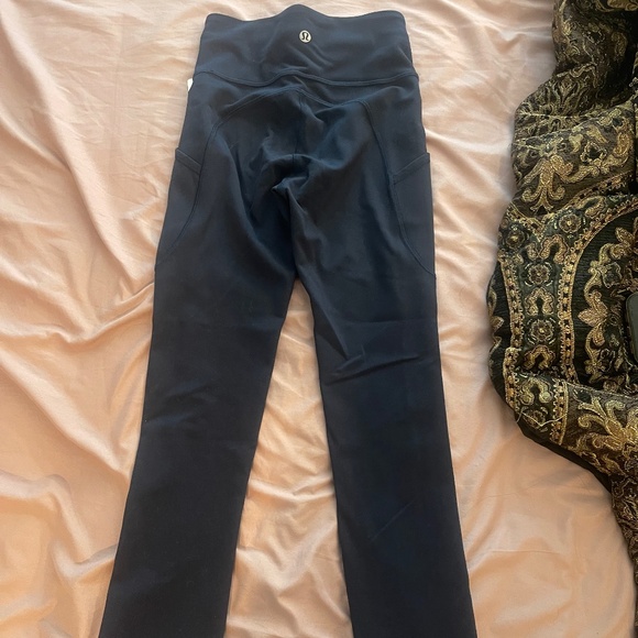 Lulu Lemon Leggings - Picture 1 of 6